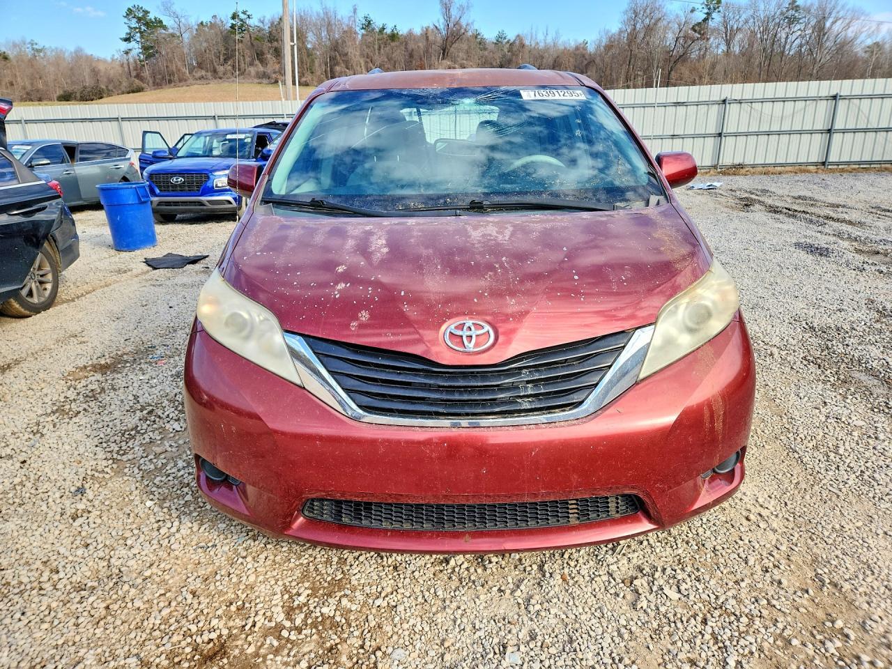 2013 Toyota Sienna Le - Фото 5