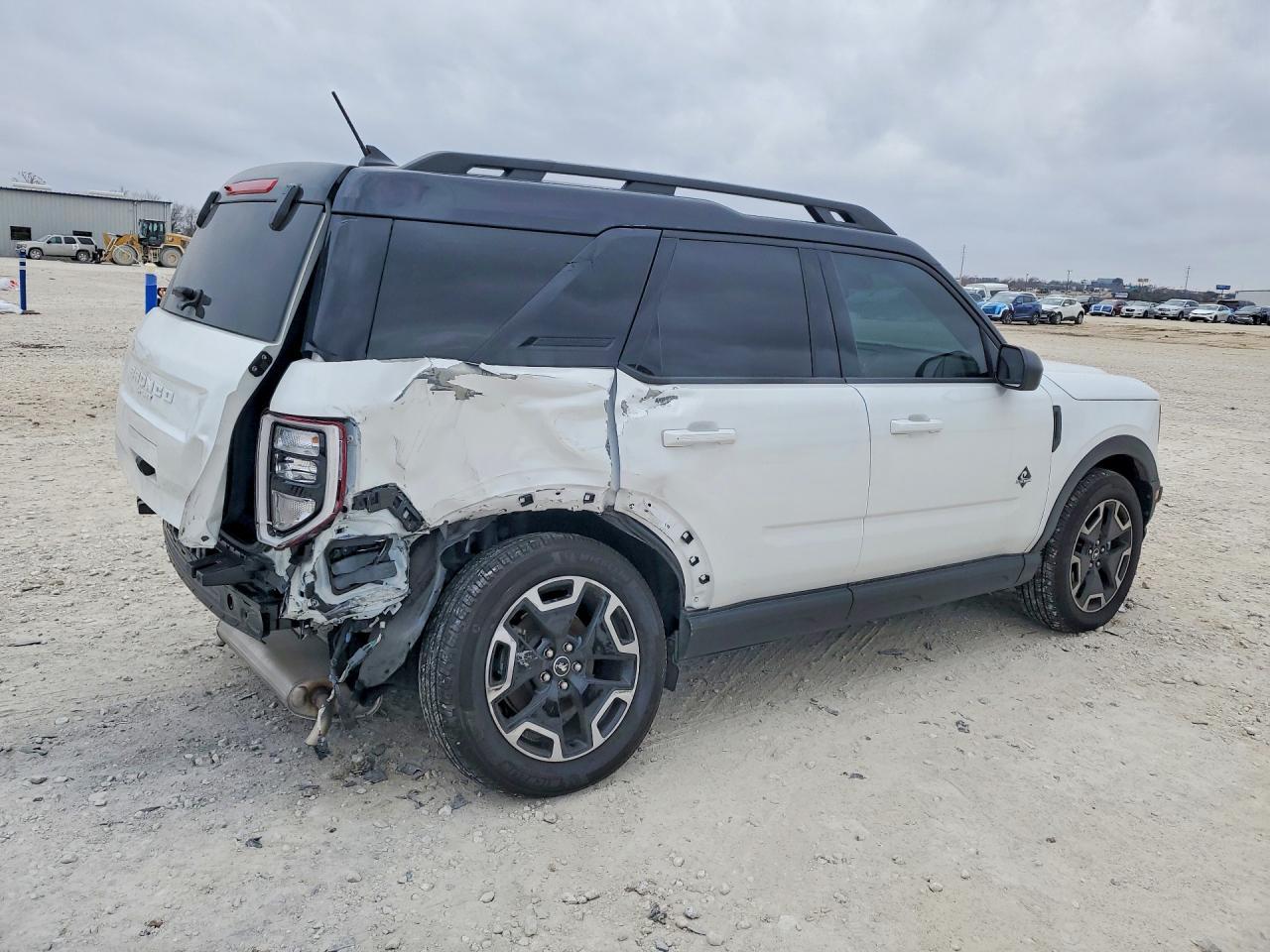 2024 Ford Bronco Sport Outer Banks - Фото 3