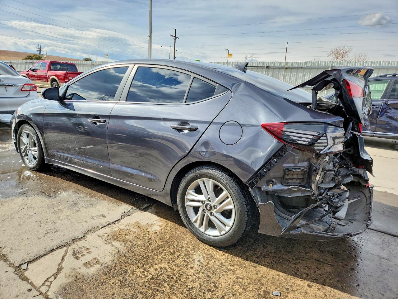 2020 Hyundai Elantra Sel - Фото 2