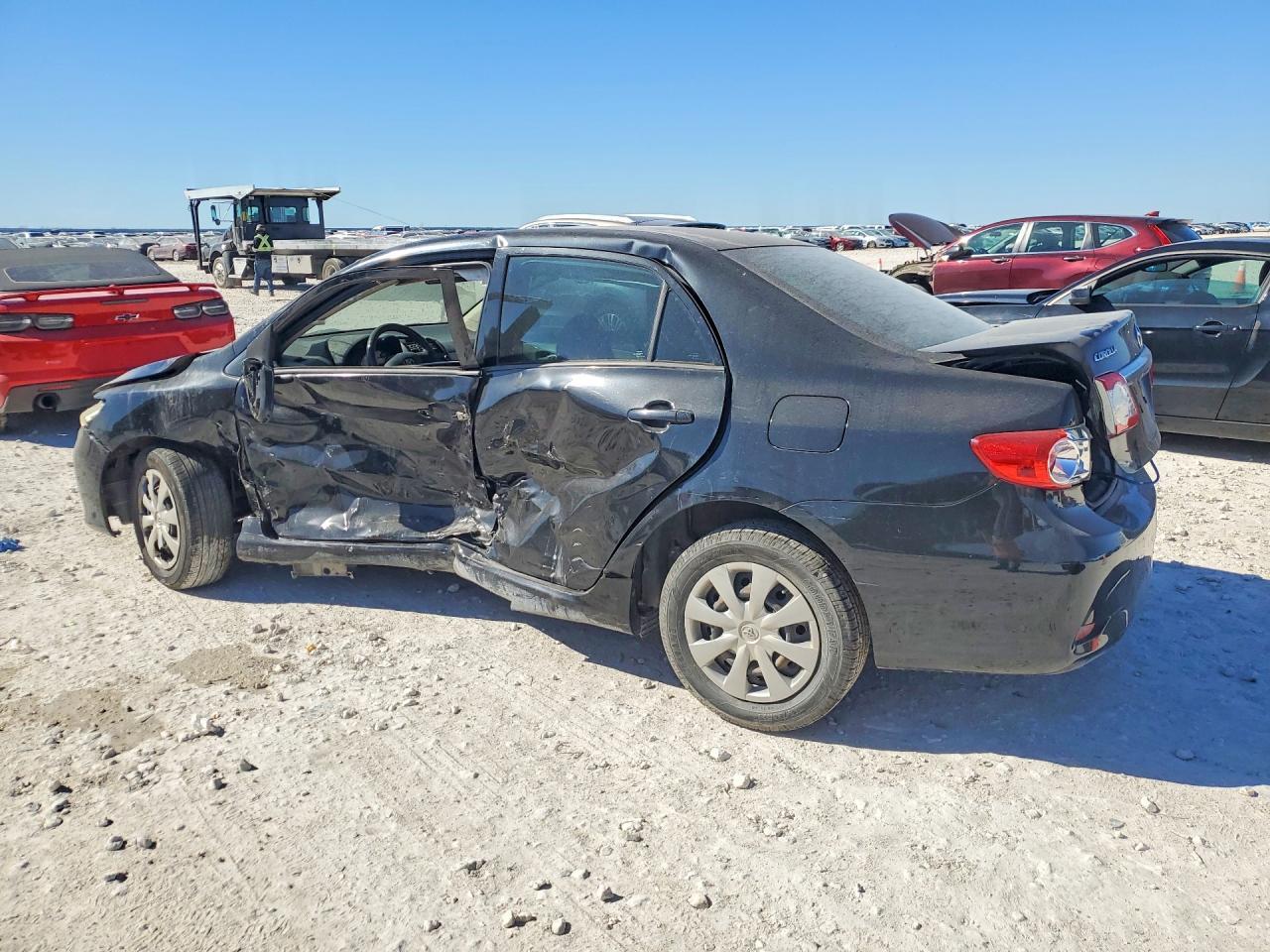 2012 Toyota Corolla Base - Фото 2