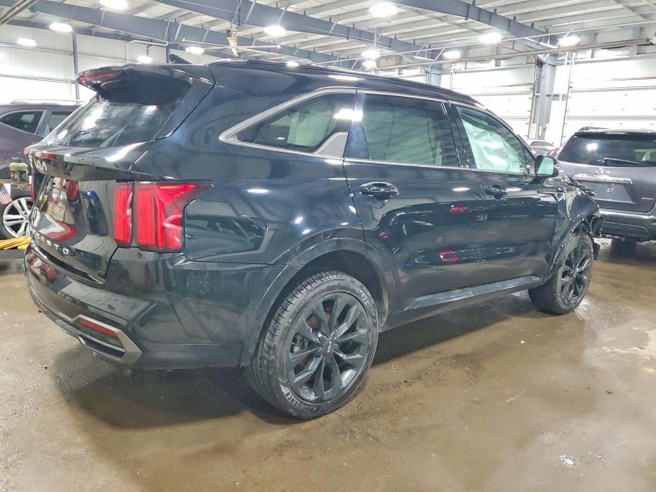 2022 Kia Sorento Sx - Фото 3