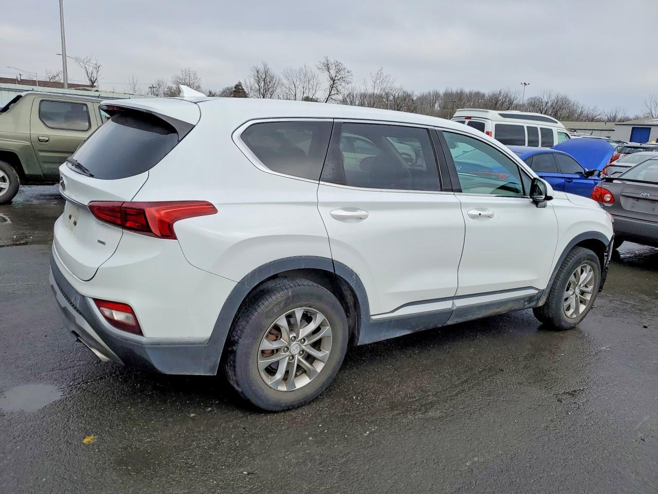 2020 Hyundai Santa Fe Sel - Фото 3