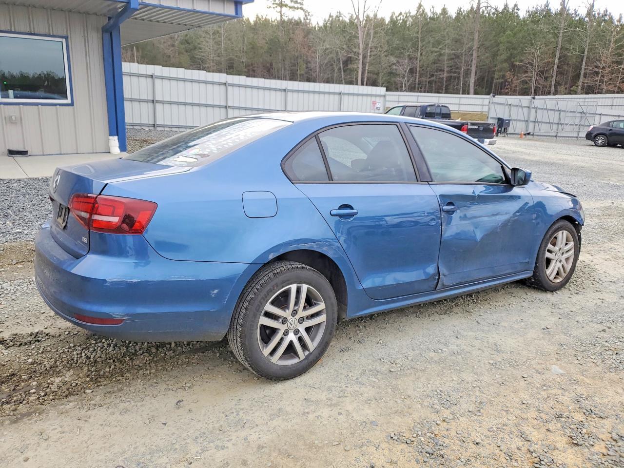 2018 Volkswagen Jetta S - Фото 3