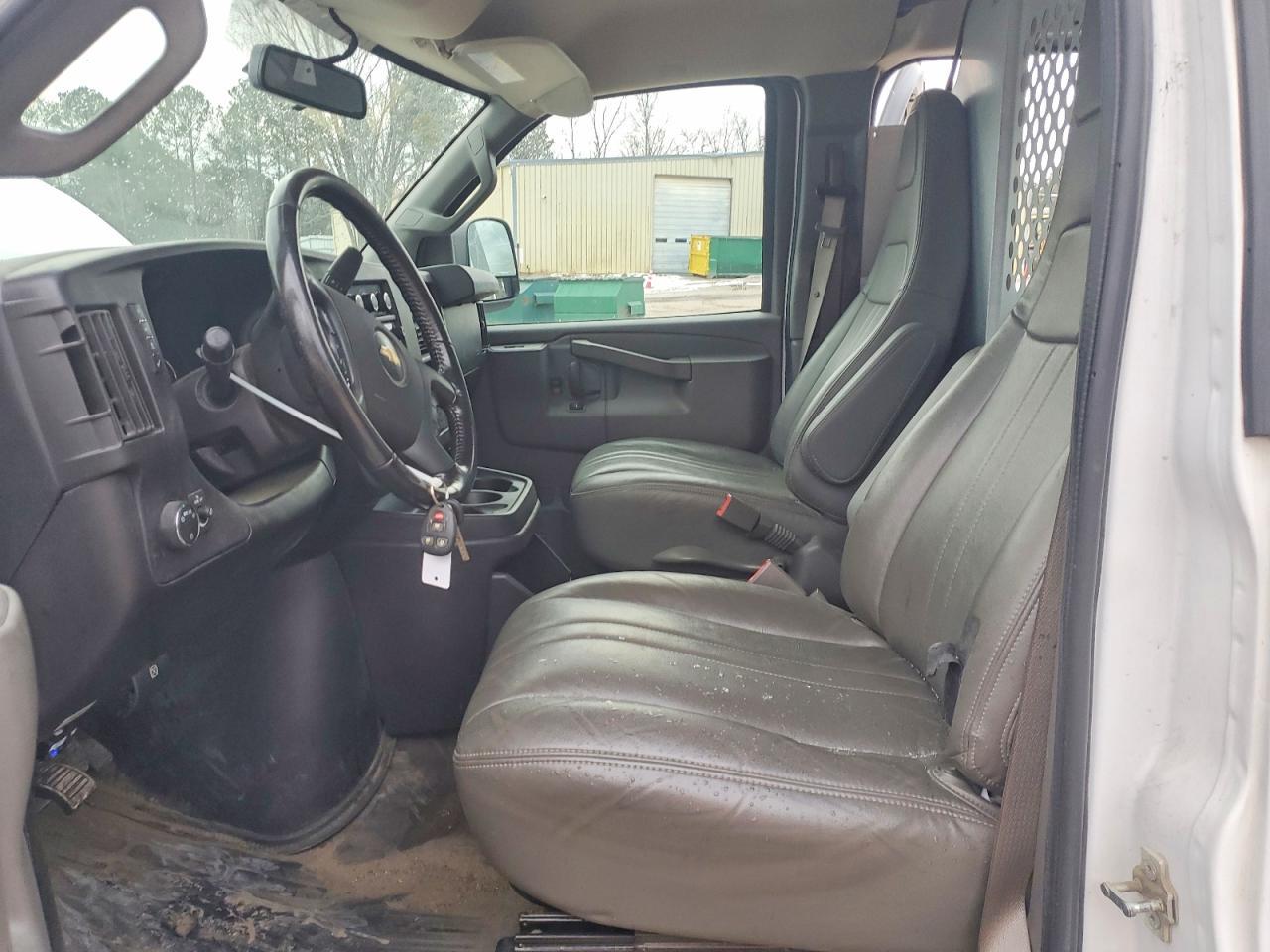 2021 Chevrolet Express G2500 - Фото 7