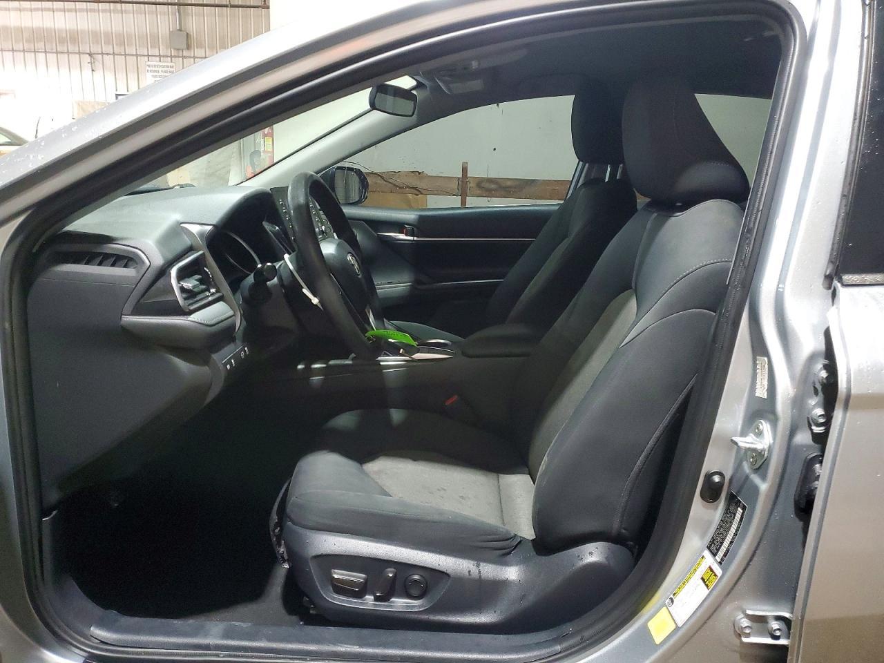 2023 Toyota Camry Le - Фото 7