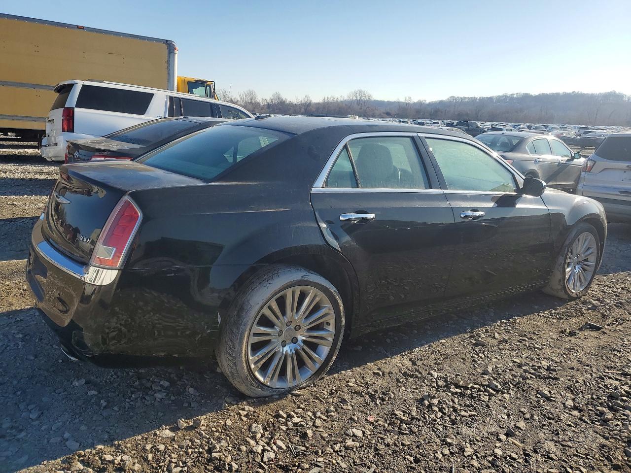 2012 Chrysler 300 Limited - Image 3