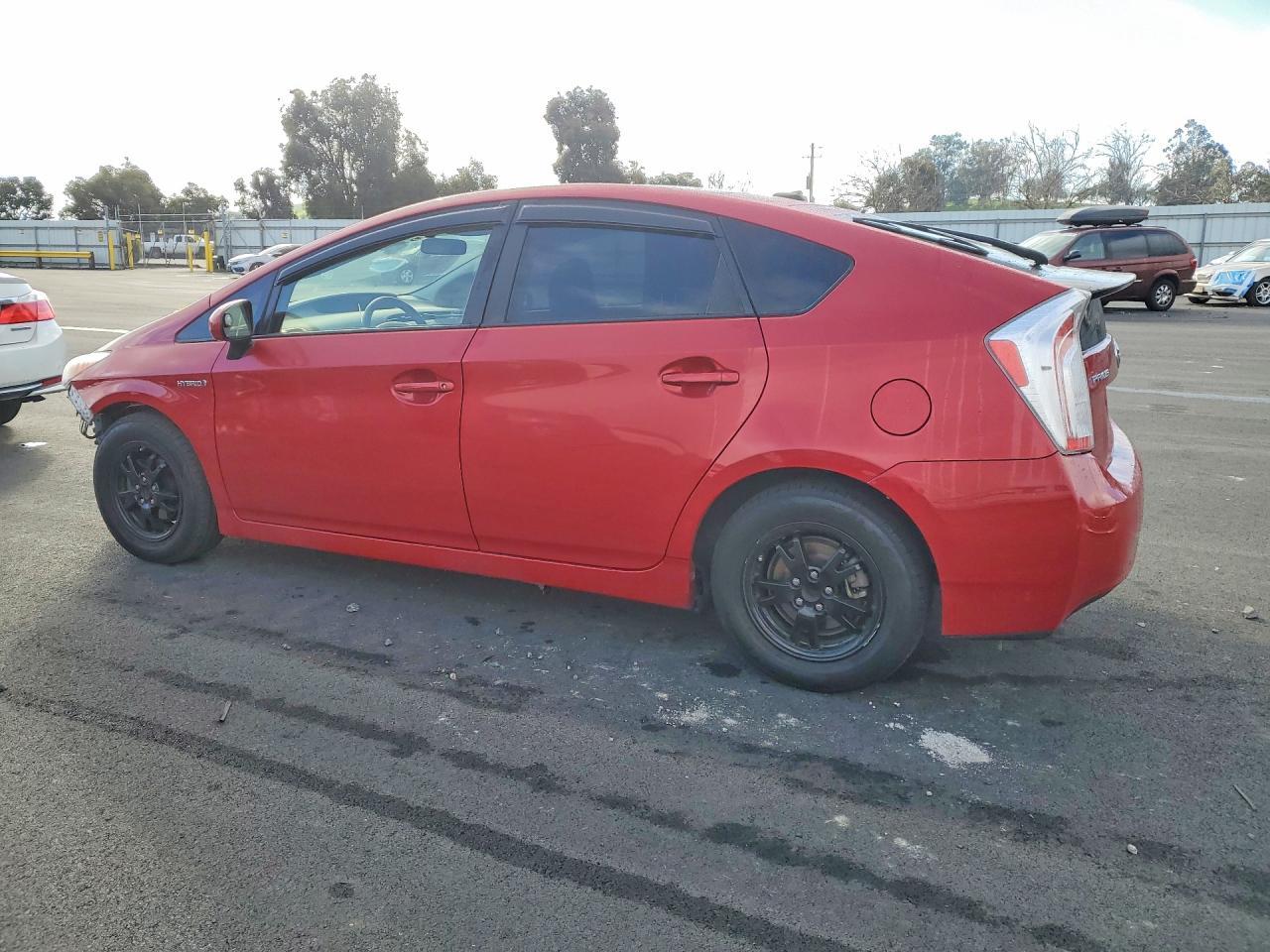 2015 Toyota Prius - Фото 2