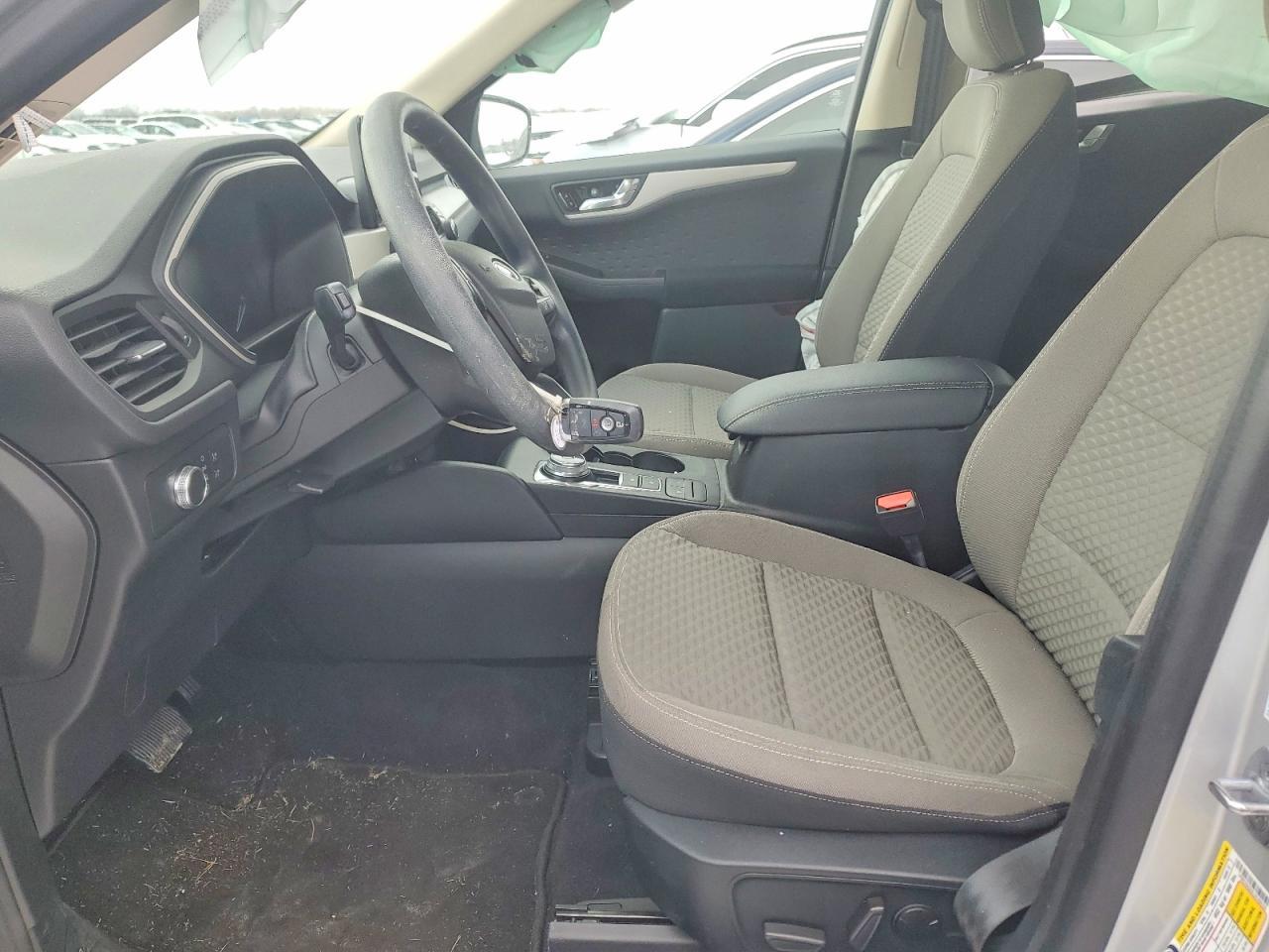 2020 Ford Escape Se - Фото 7