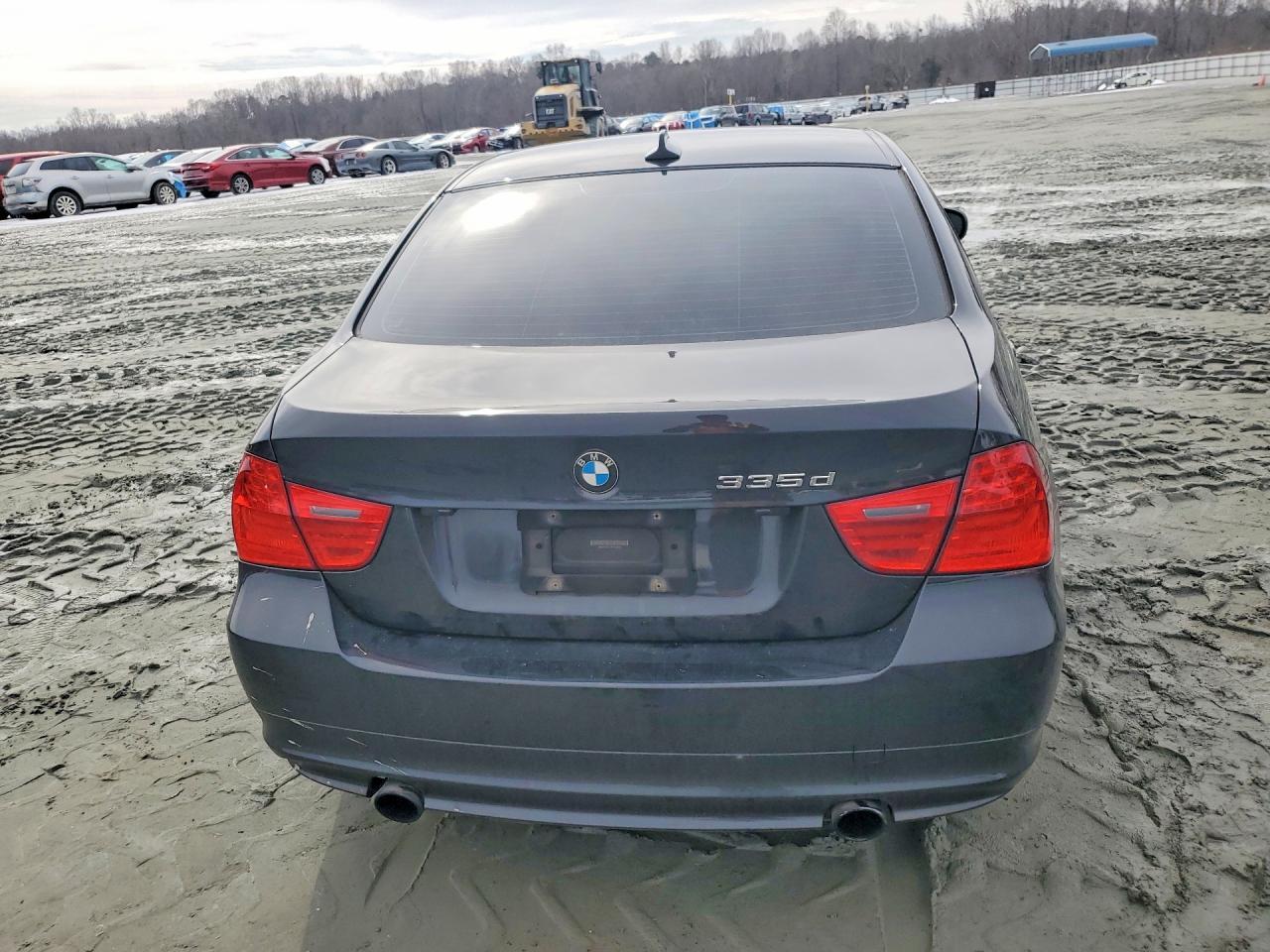 2011 BMW 335 D - Фото 6