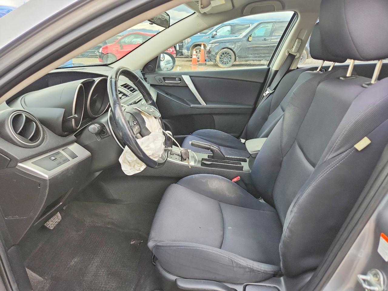 2010 Mazda 3 S - Image 7