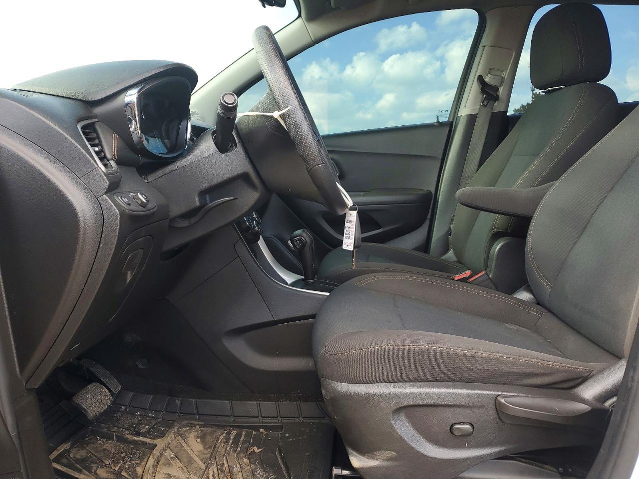 2020 Chevrolet Trax Ls - Фото 7