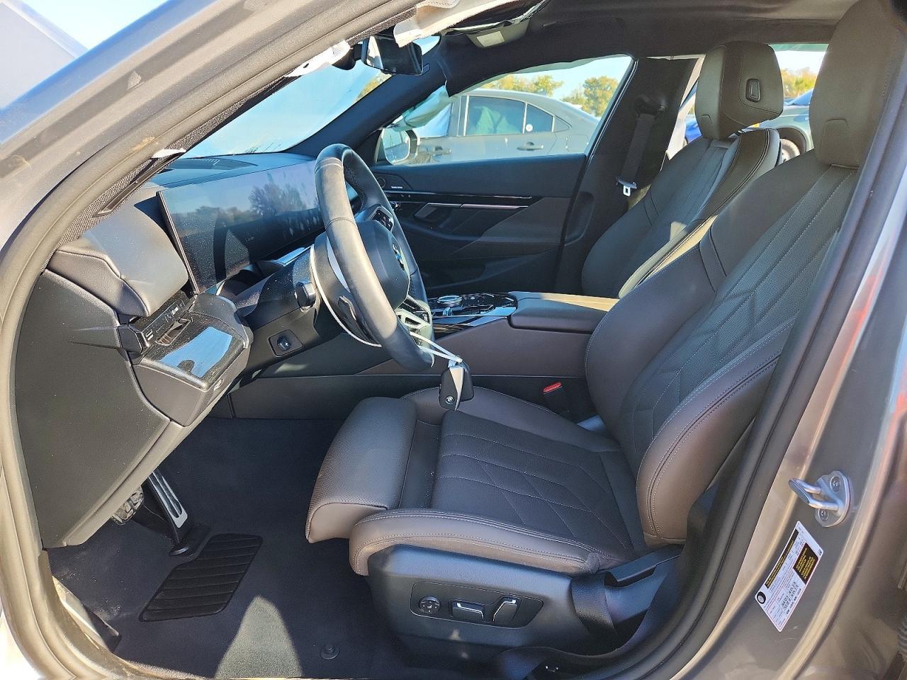 2025 BMW 530 I - Image 7