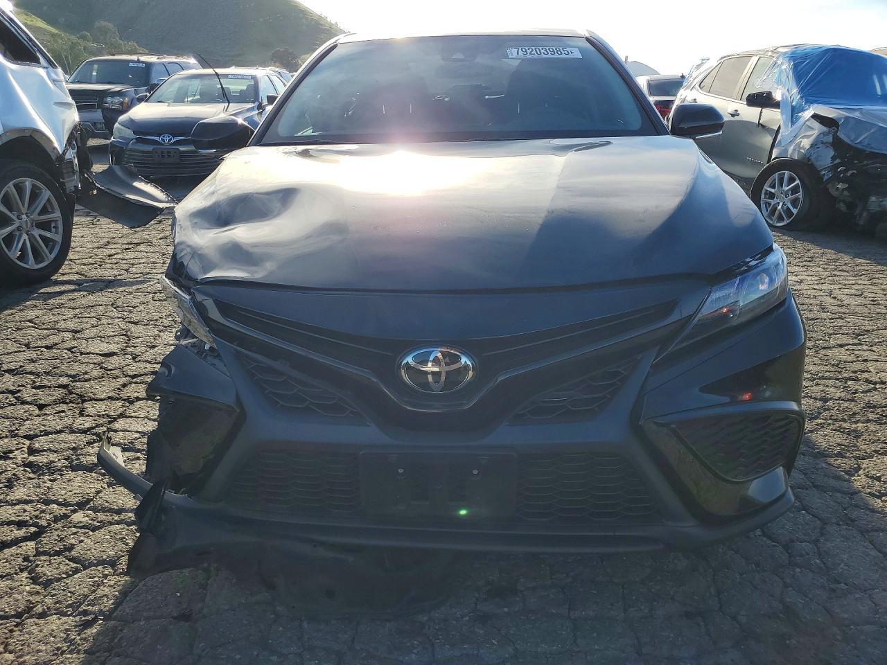 2024 Toyota Camry Se - Фото 5