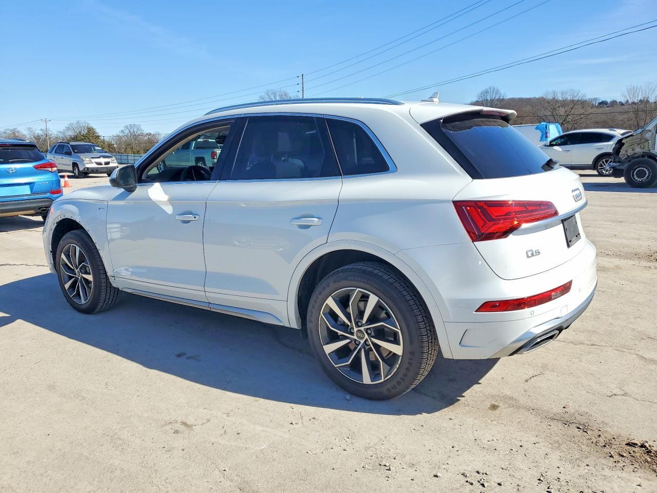 2023 Audi Q5 Premium Plus 45 - Image 2