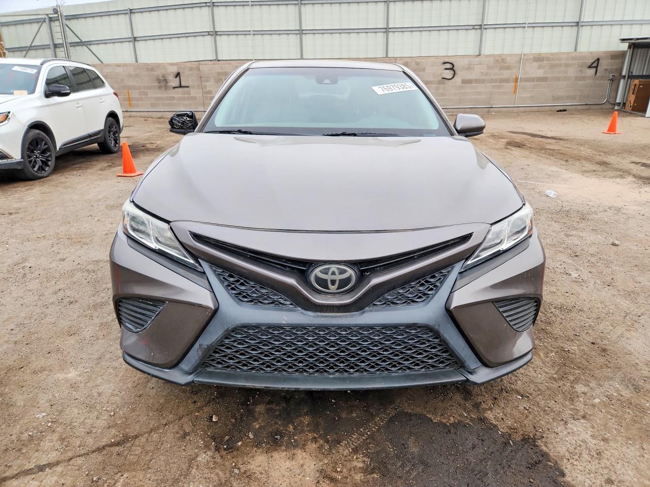 2019 Toyota Camry L - Фото 5