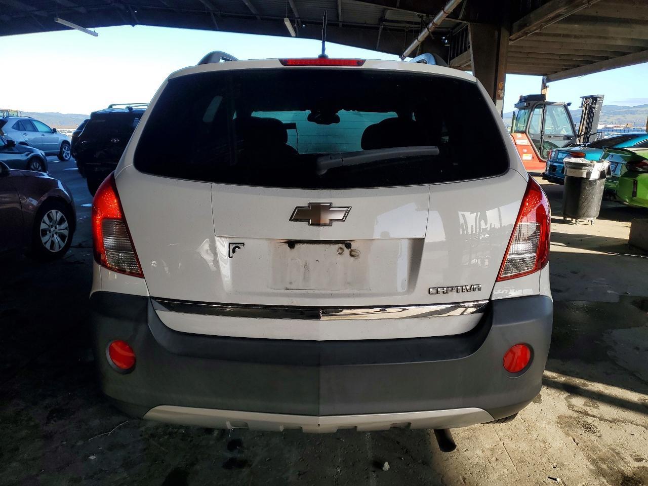 2014 Chevrolet Captiva Ls - Image 6