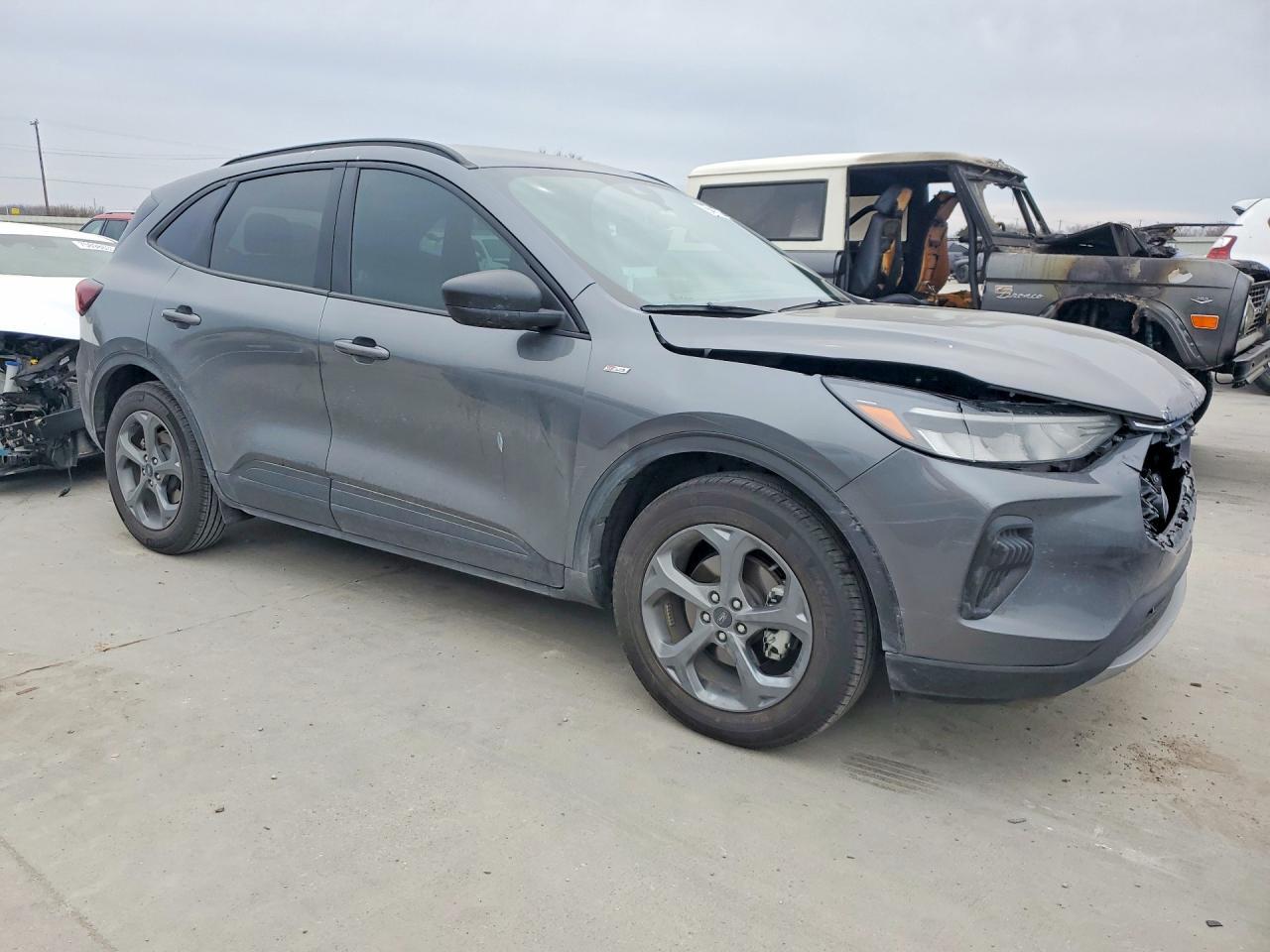 2025 Ford Escape St Line - Фото 4