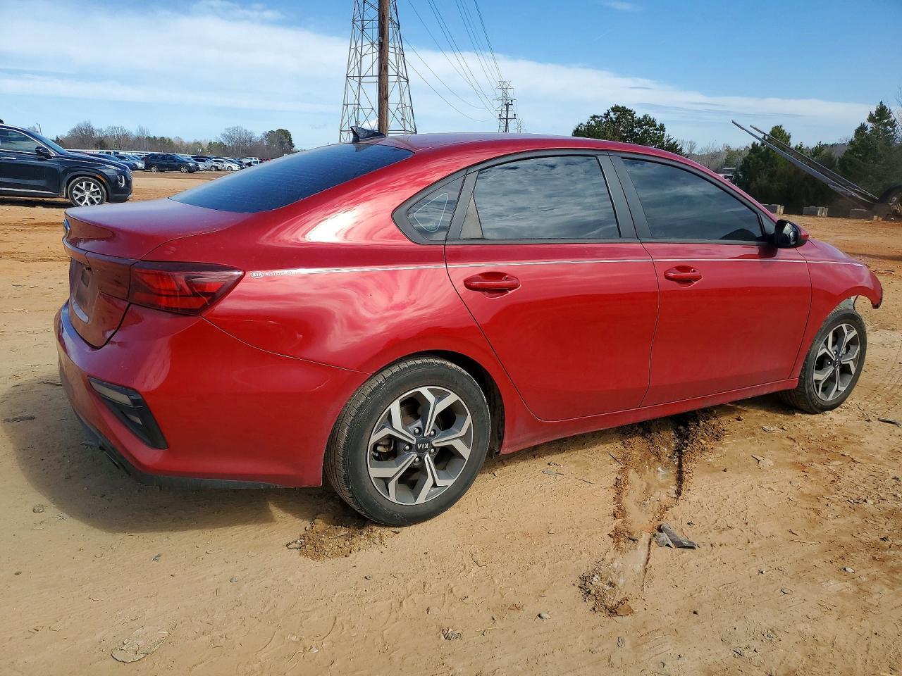 2021 Kia Forte Fe - Фото 3