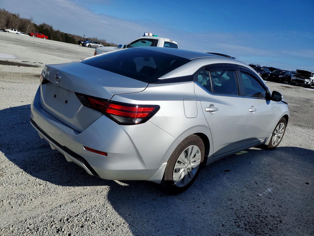 2020 Nissan Sentra S - Image 3