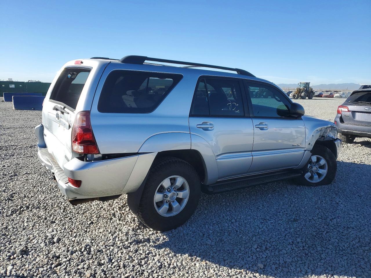 2004 Toyota 4Runner Sr5 - Image 3