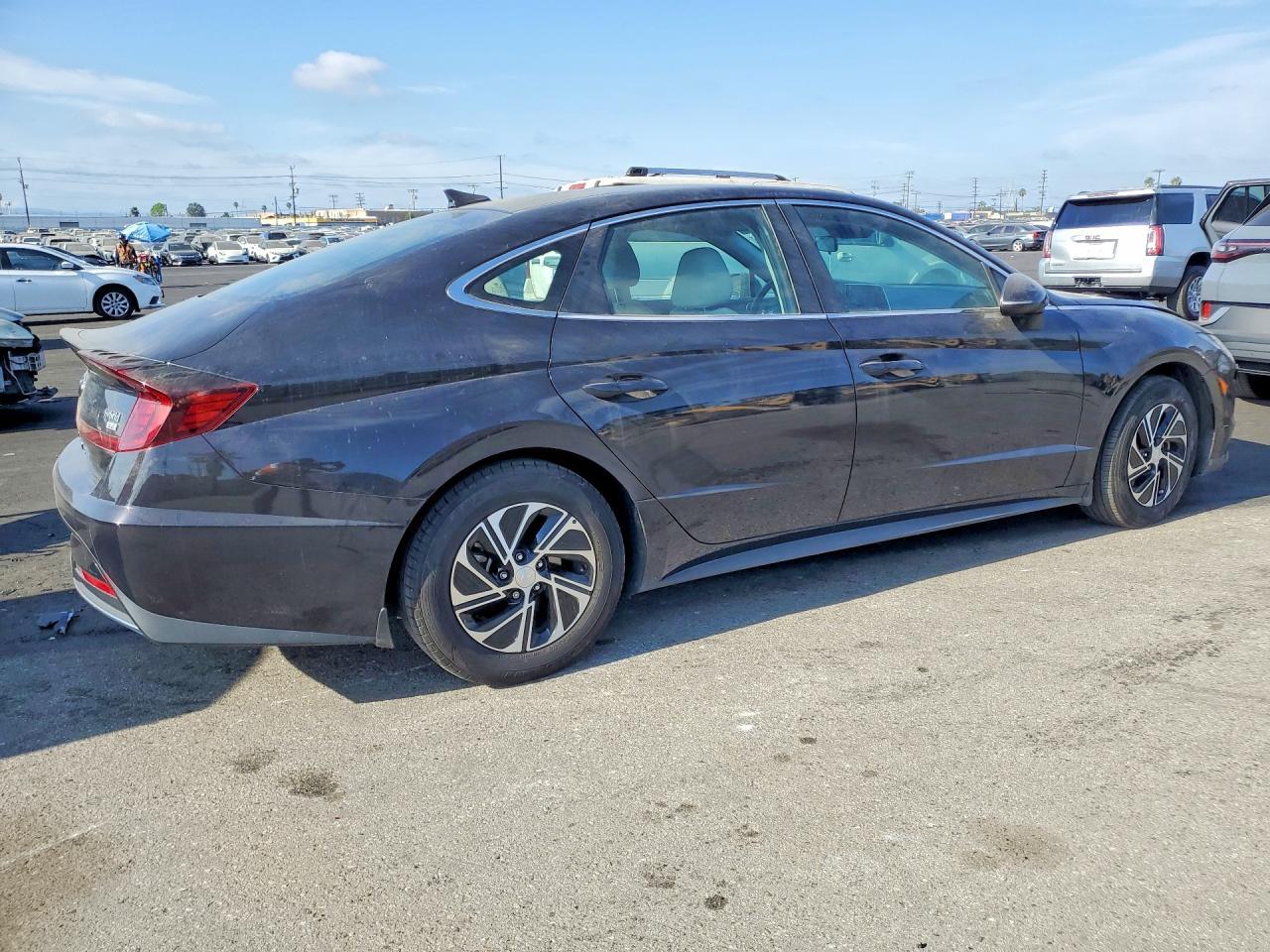 2023 Hyundai Sonata Hybrid - Фото 3