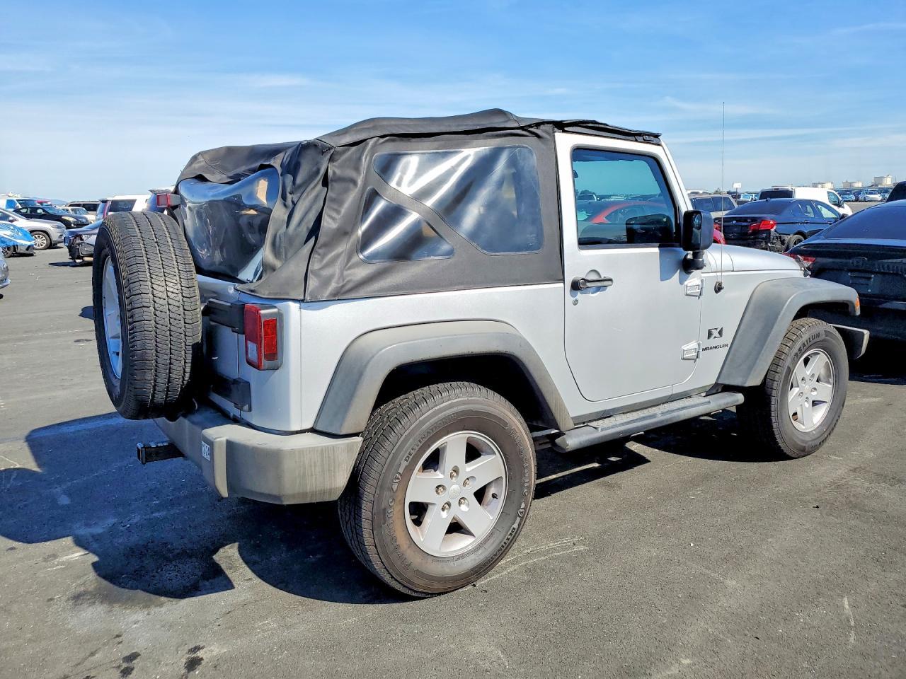 2007 Jeep Wrangler X - Image 3