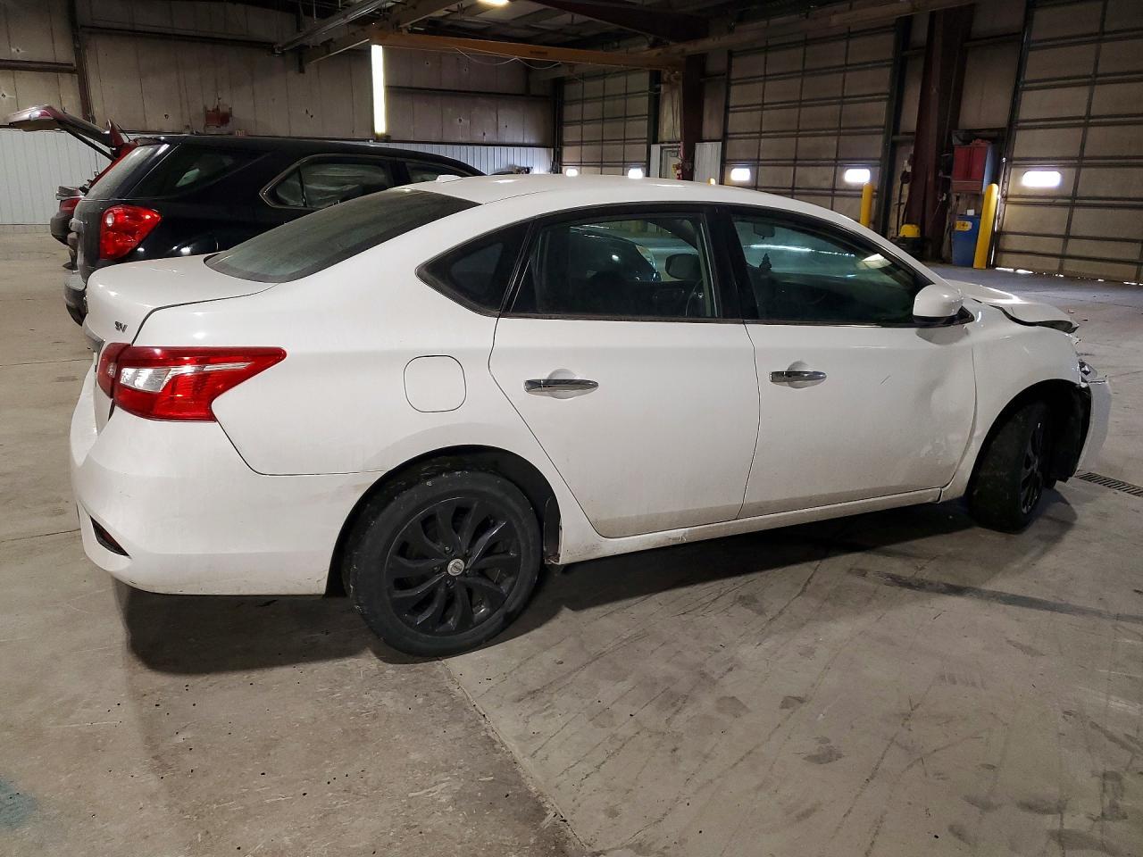 2019 Nissan Sentra S - Фото 3