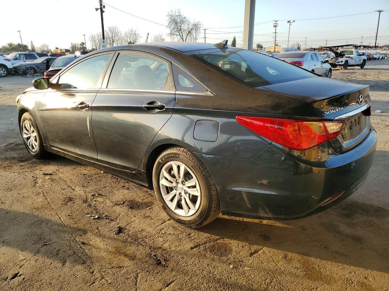 2011 Hyundai Sonata Gls - Фото 2