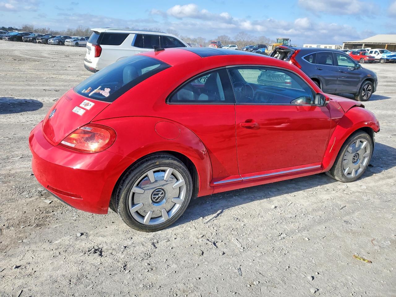 2013 Volkswagen Beetle - Image 3