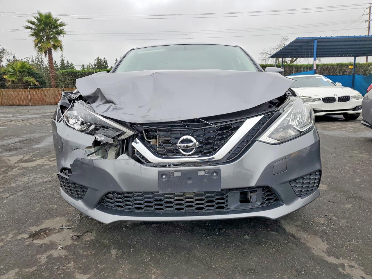2019 Nissan Sentra S - Фото 5