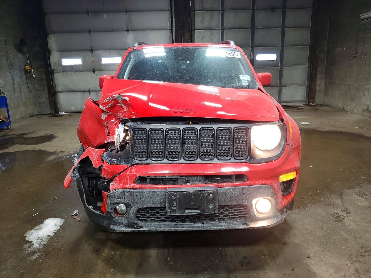 2022 Jeep Renegade Latitude - Фото 5