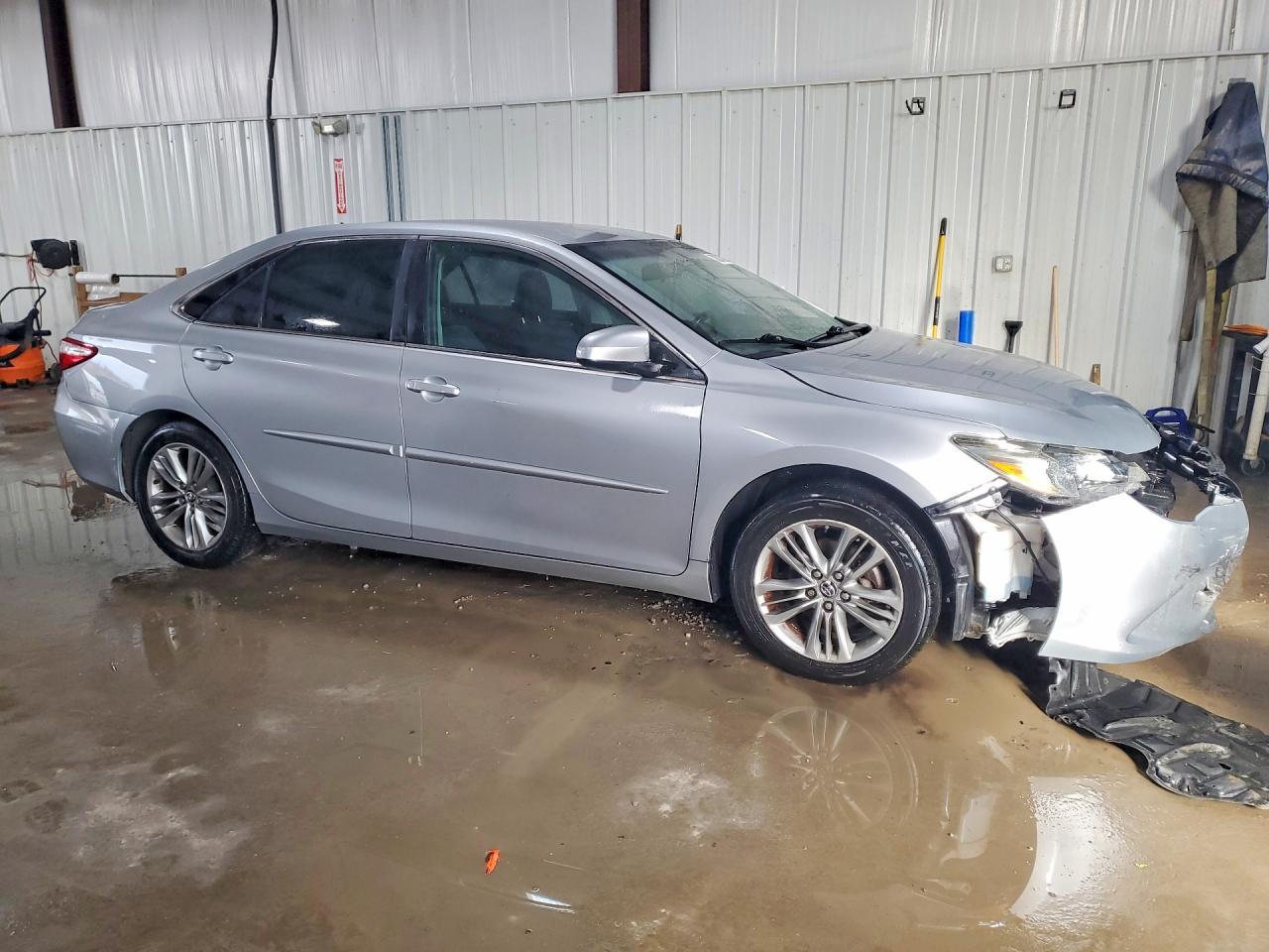 2015 Toyota Camry Se - Image 4