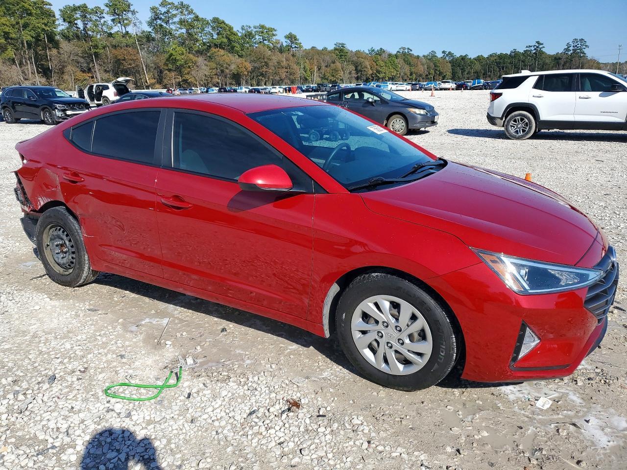 2019 Hyundai Elantra Se - Image 4