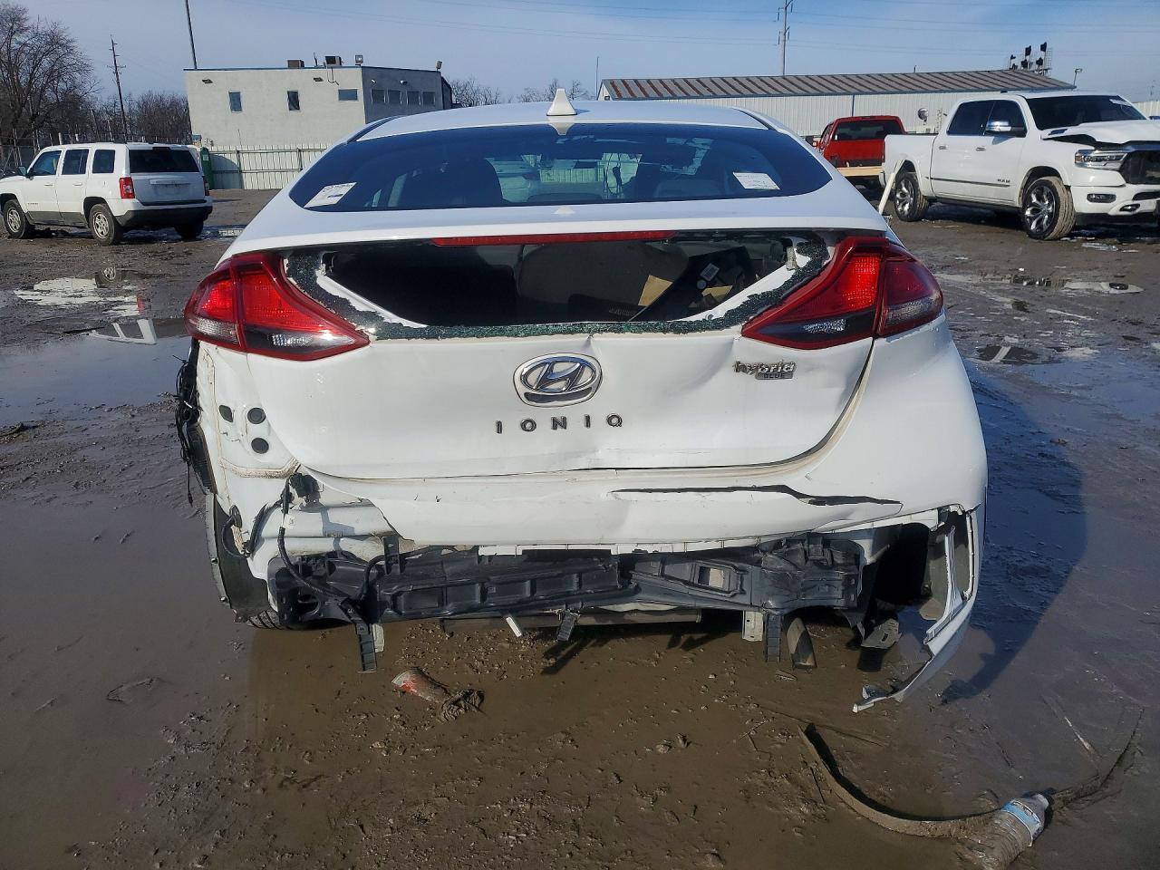 2020 Hyundai Ioniq Blue - Image 6