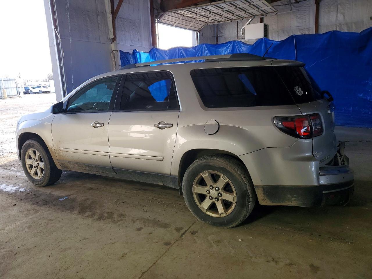 2013 GMC Acadia Sle - Image 2