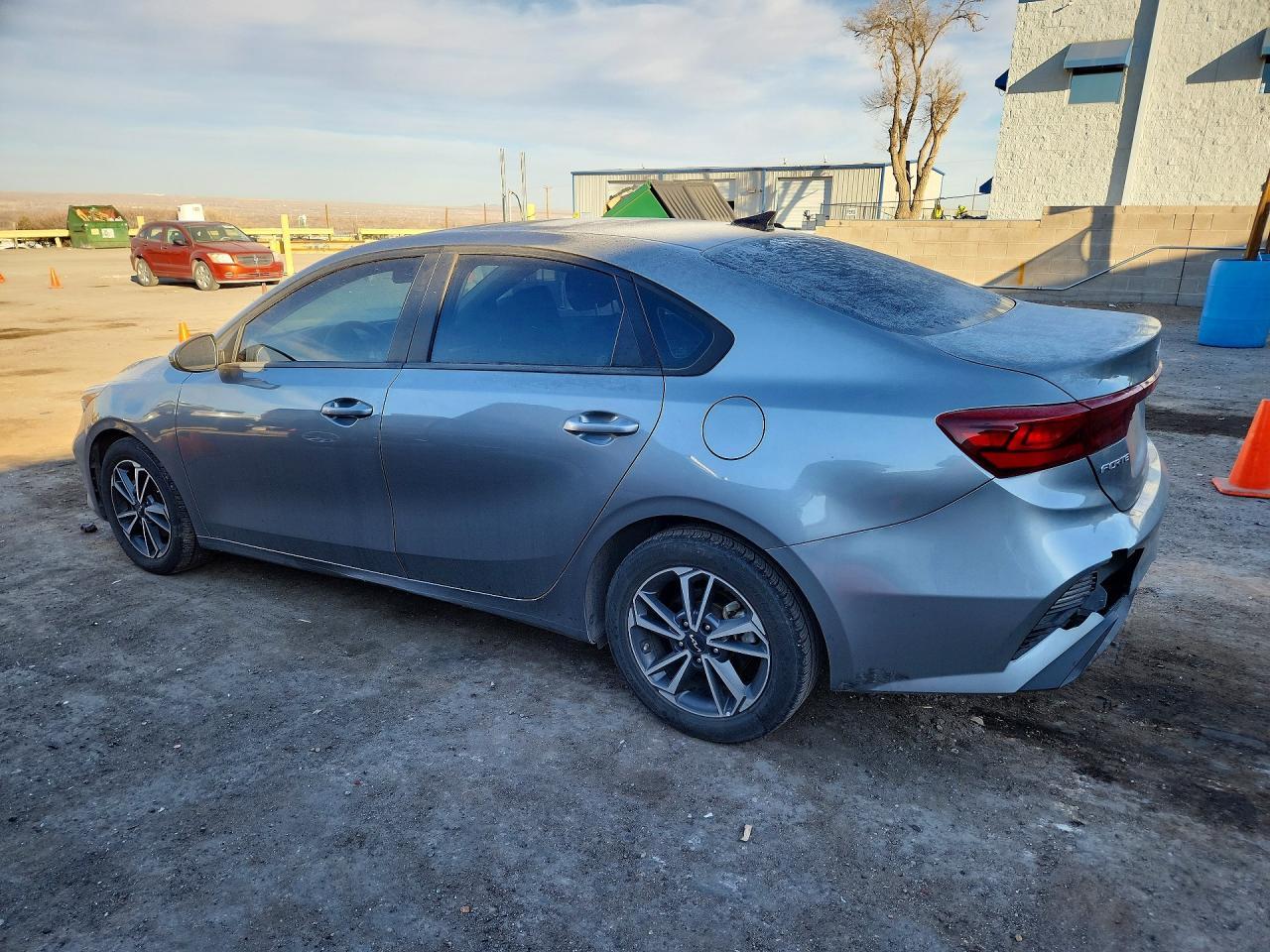 2022 Kia Forte Fe - Фото 2