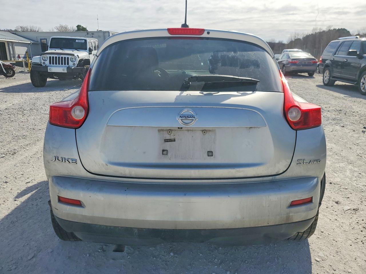 2011 Nissan Juke S - Фото 6