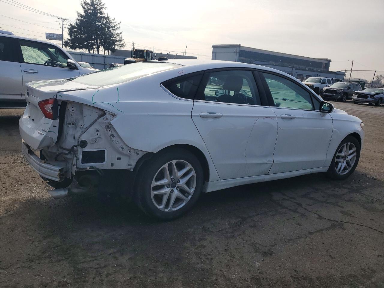 2016 Ford Fusion Se - Фото 3