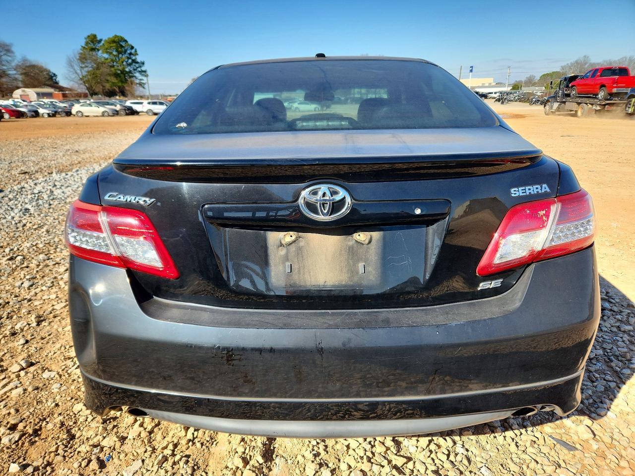 2011 Toyota Camry Se - Image 6