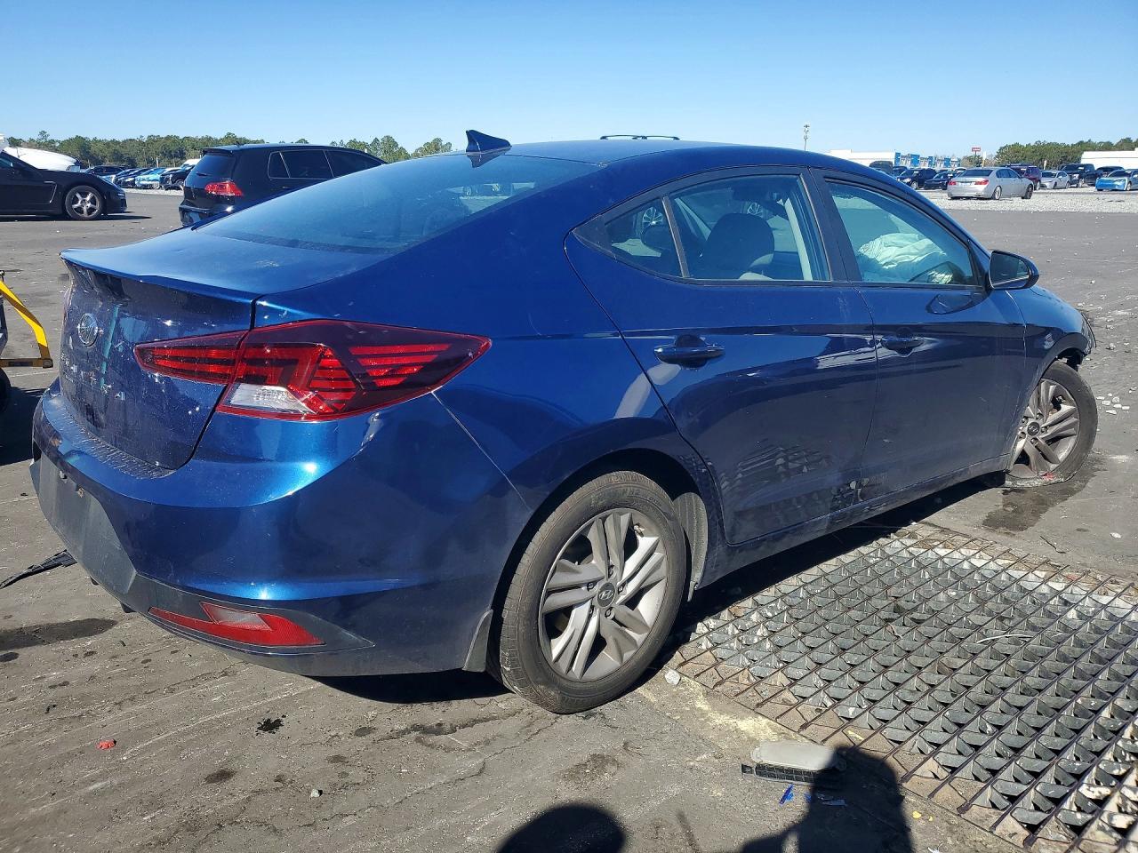 2020 Hyundai Elantra Sel - Фото 3