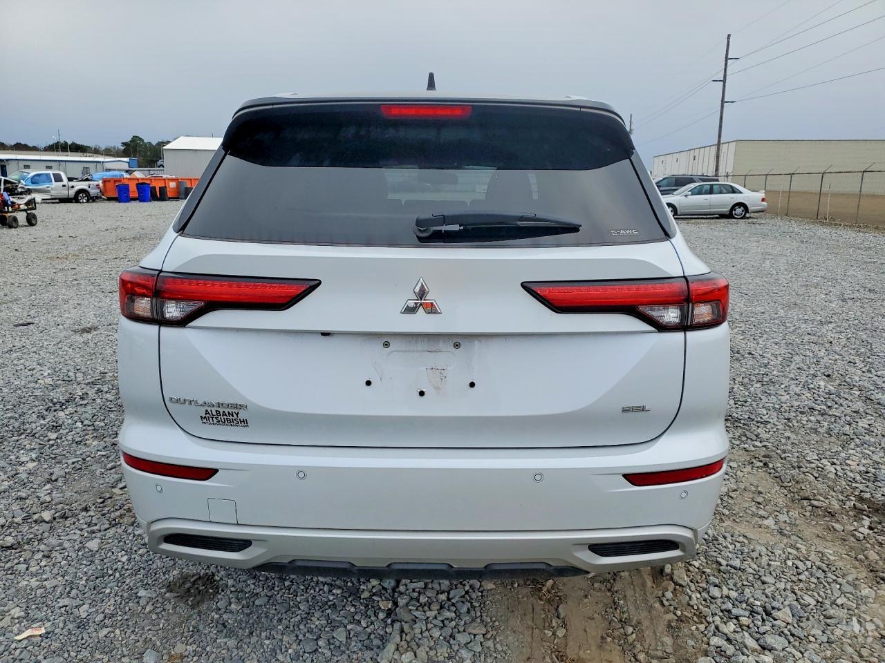 2023 Mitsubishi Outlander Sel - Фото 6