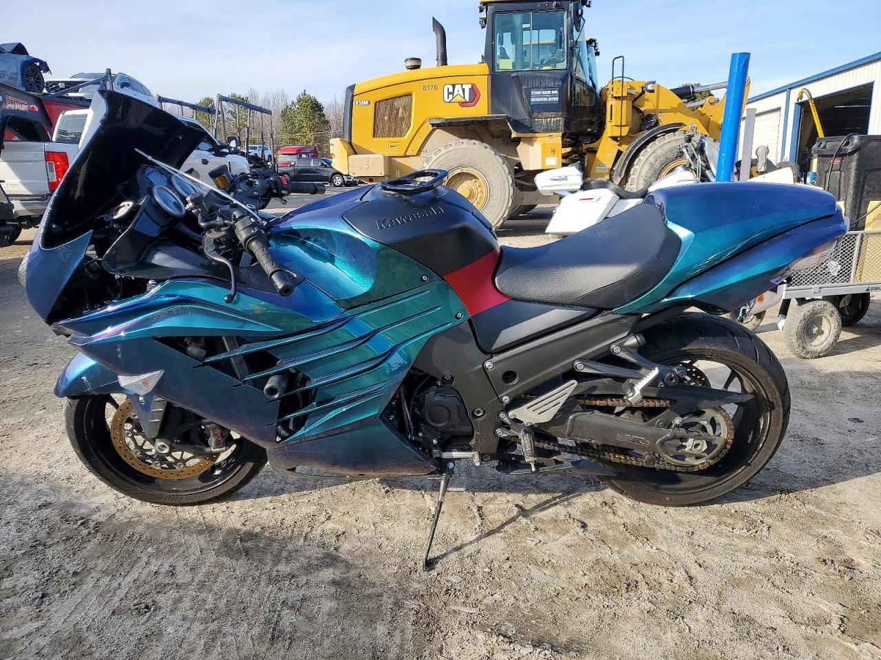 2025 Kawasaki Zx1400 J - Фото 3