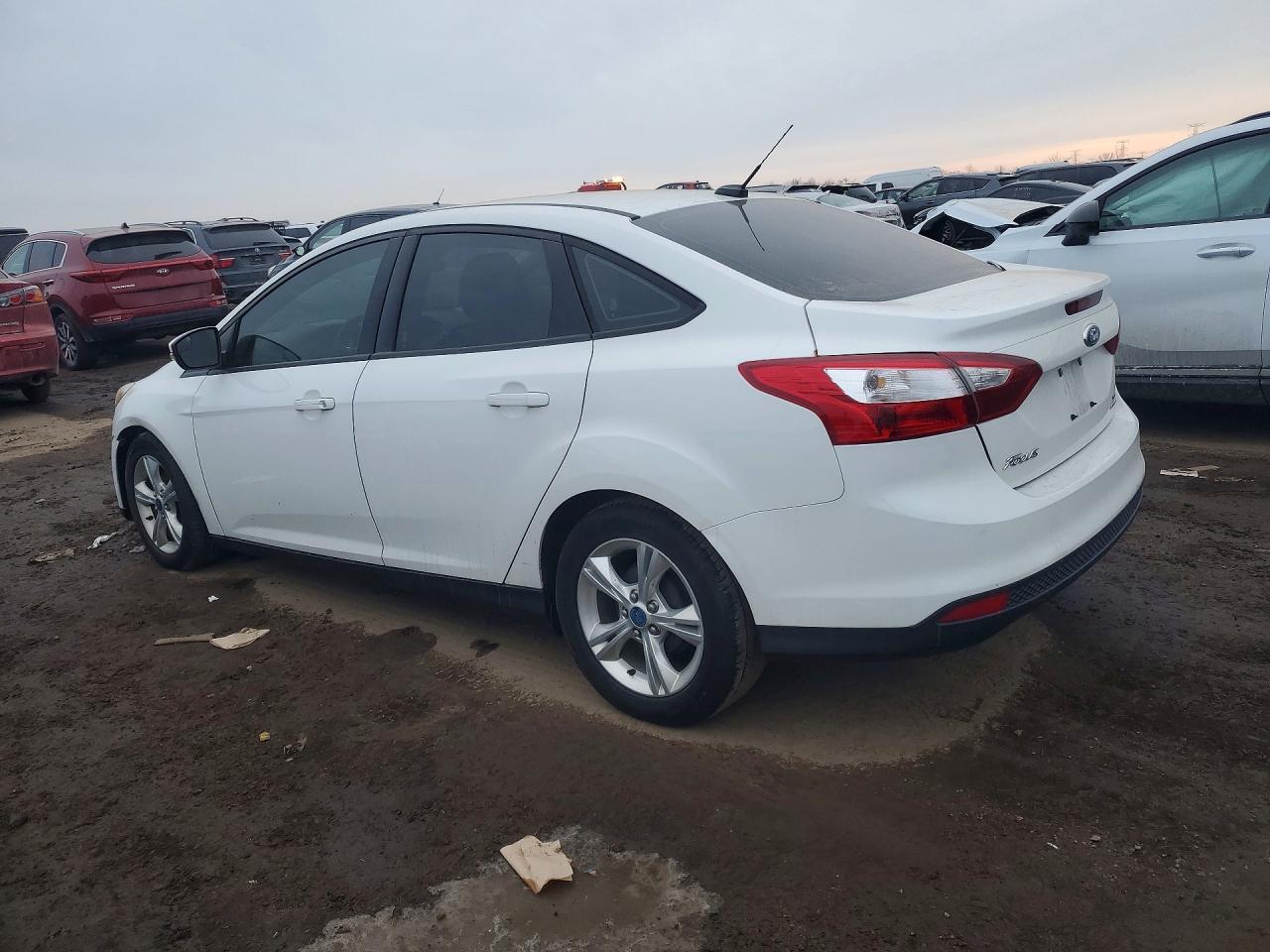 2014 Ford Focus Se - Image 2