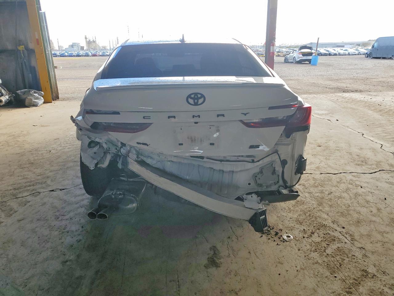 2025 Toyota Camry Se - Фото 6