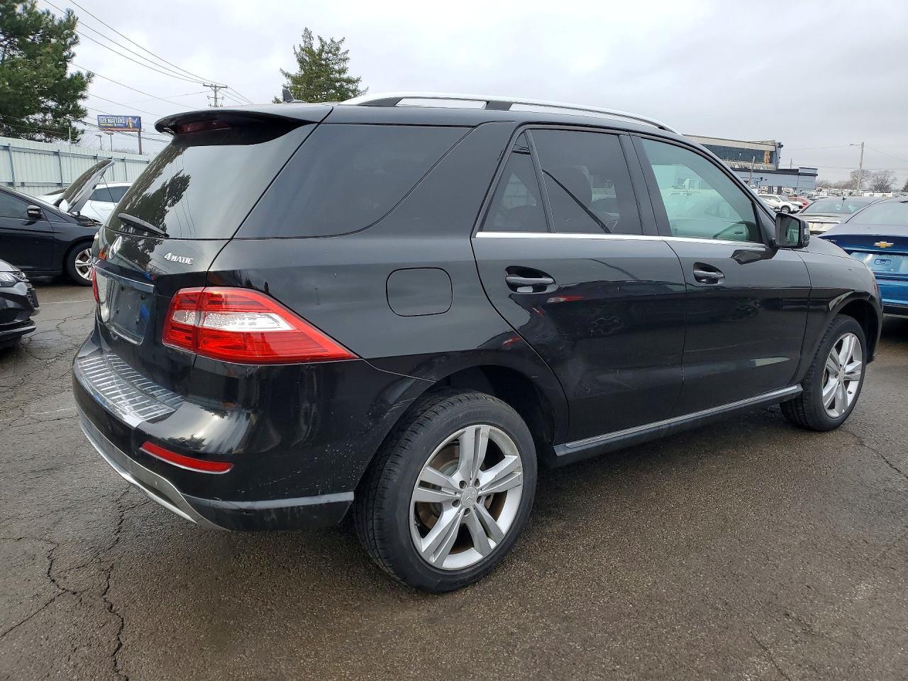2014 Mercedes-Benz Ml 350 4Matic - Image 3