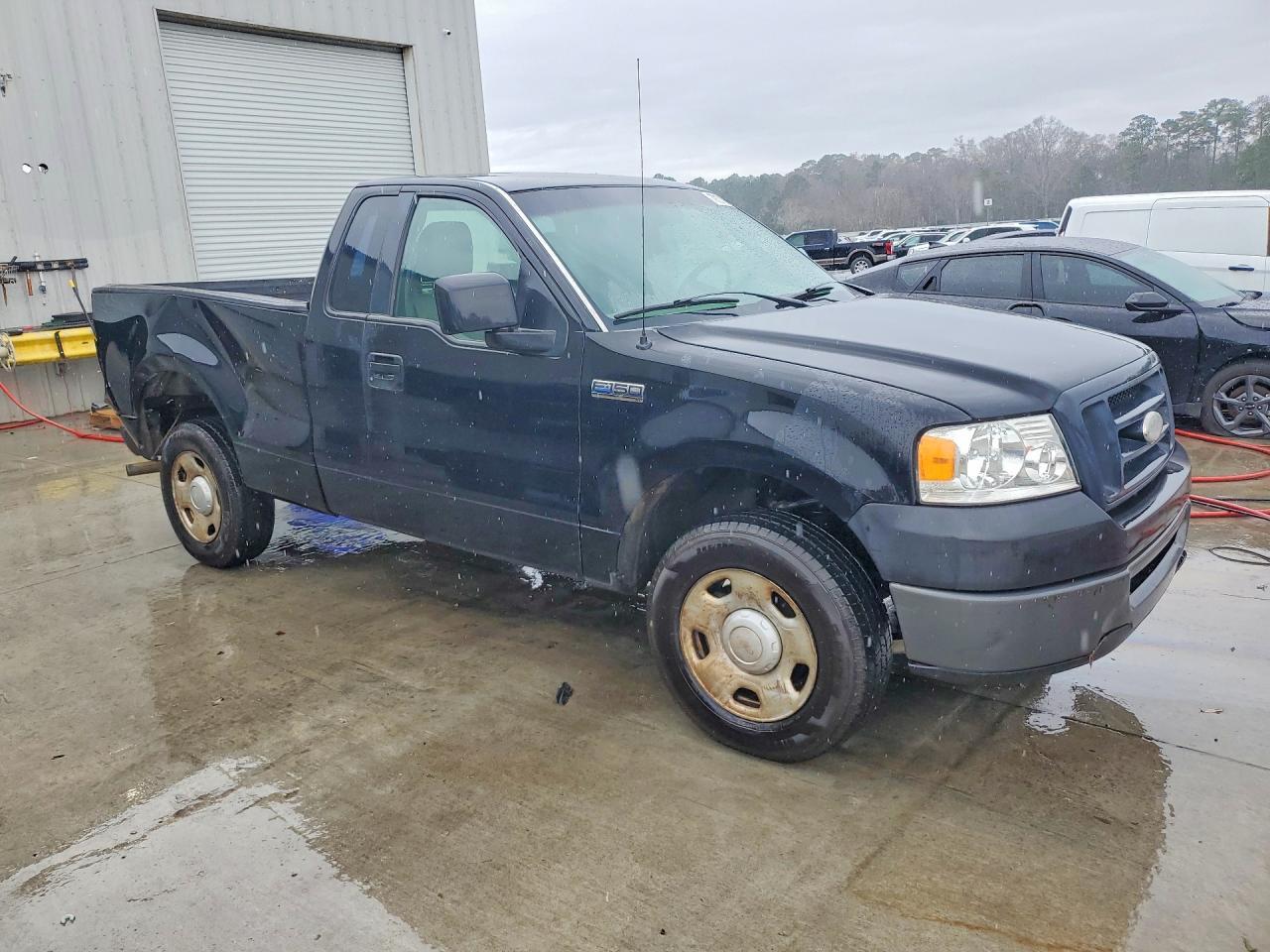 2008 Ford F150 - Image 4