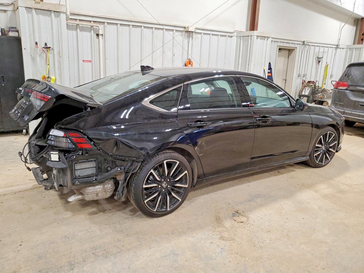 2025 Honda Accord Touring Hybrid - Фото 3