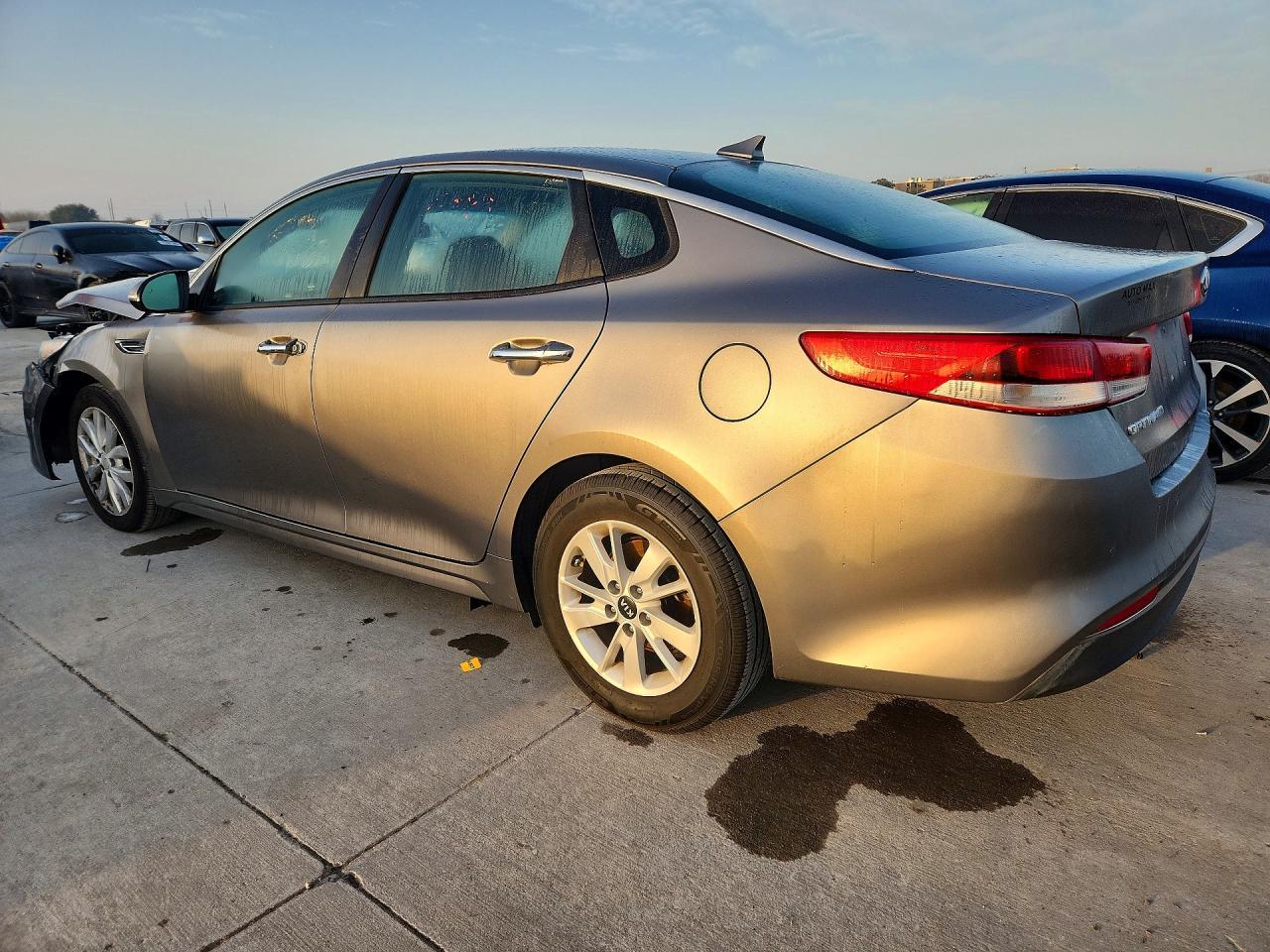 2018 Kia Optima Lx - Image 2