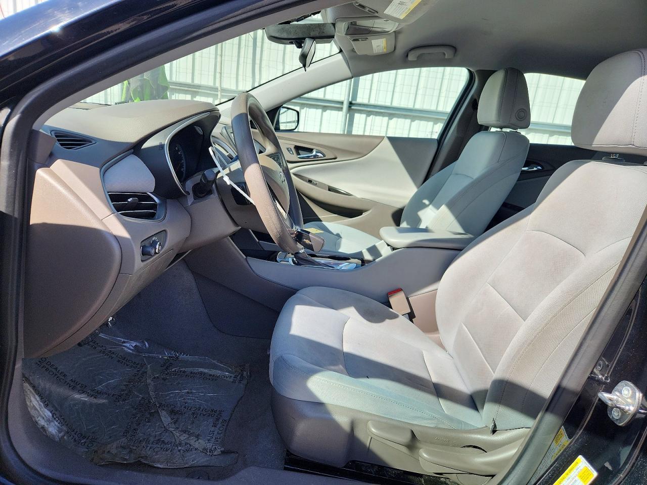 2017 Chevrolet Malibu Ls - Фото 7