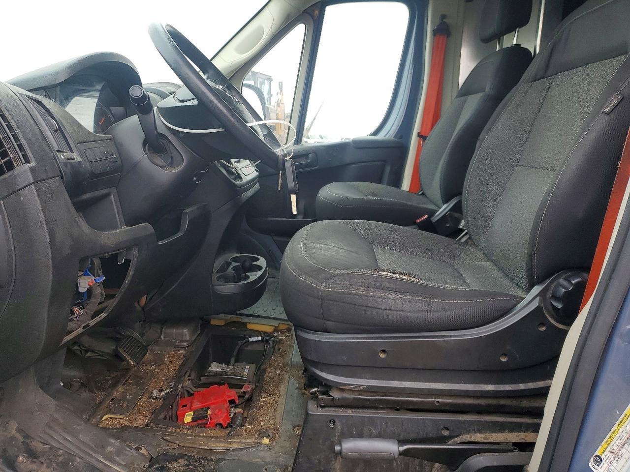 2021 Ram Promaster 3500 Delivery Van - Фото 7